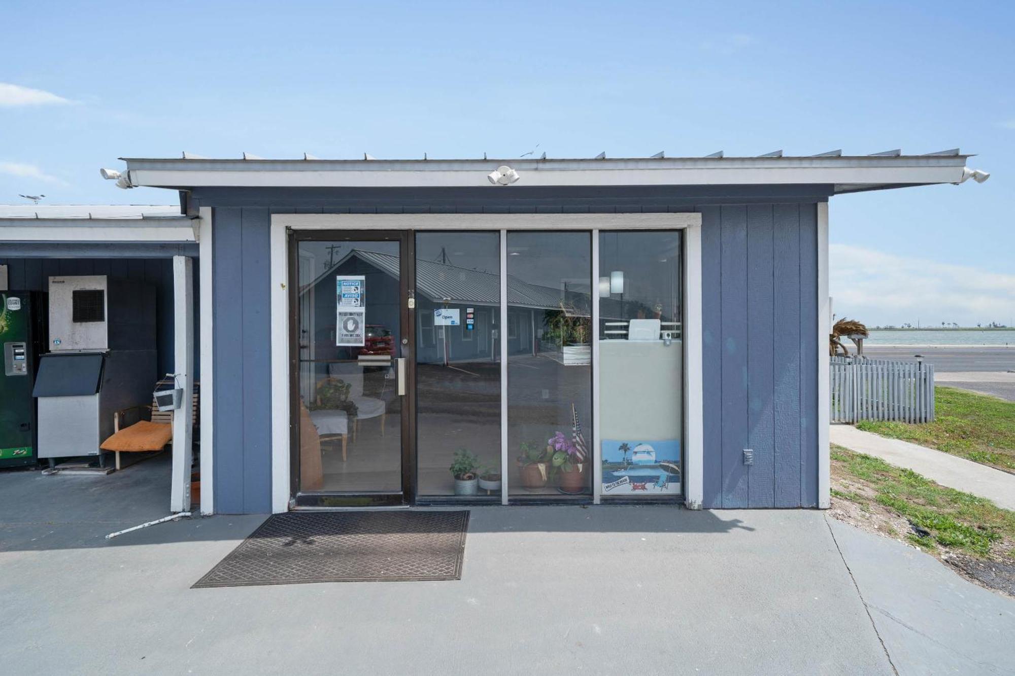 Oyo Hotel Rockport- Bay View エクステリア 写真