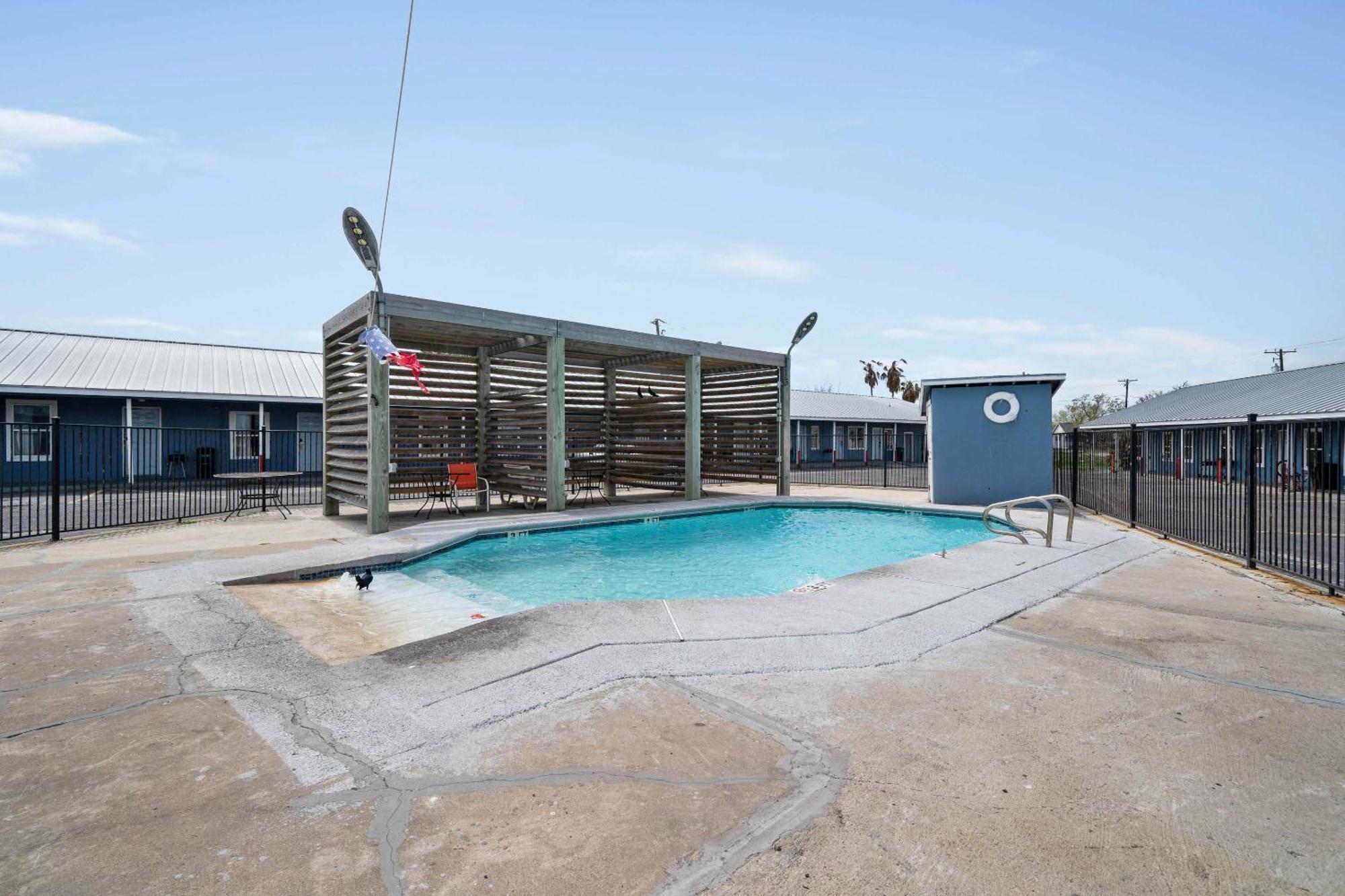 Oyo Hotel Rockport- Bay View エクステリア 写真